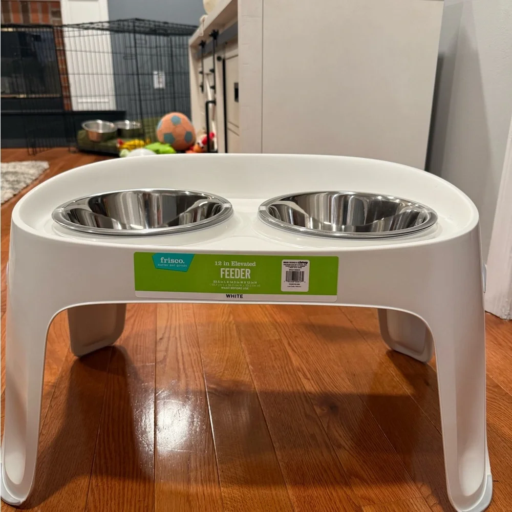 Frisco Elevated Pet Feeder with Stainless Steel Bowls